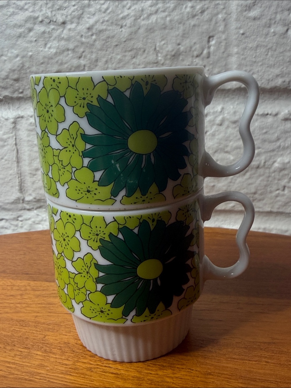 Retro Nevco Japan Floral Stacking Mugs Mod Green Groovy